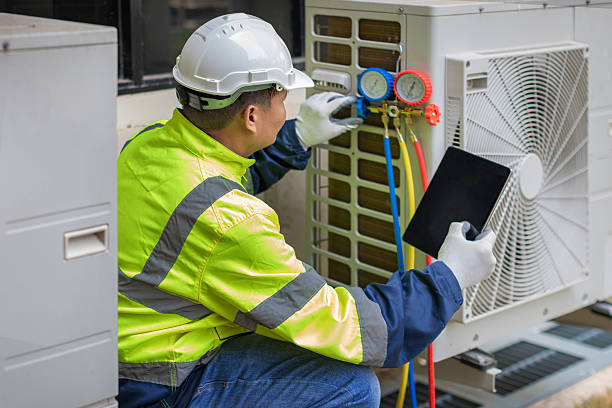 Professional Hvac technician working in Eureka, UT